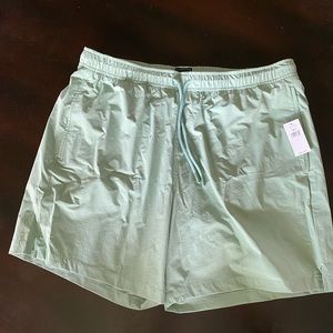 Men’s Gap Swimsuit. Brand new w/ tags. Size Large